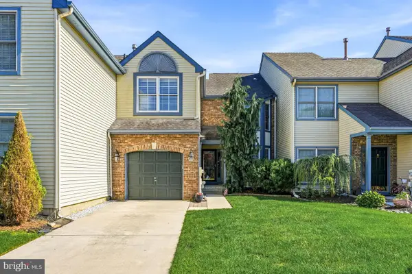 4 Corkery Ln, MEDFORD, NJ 08055
