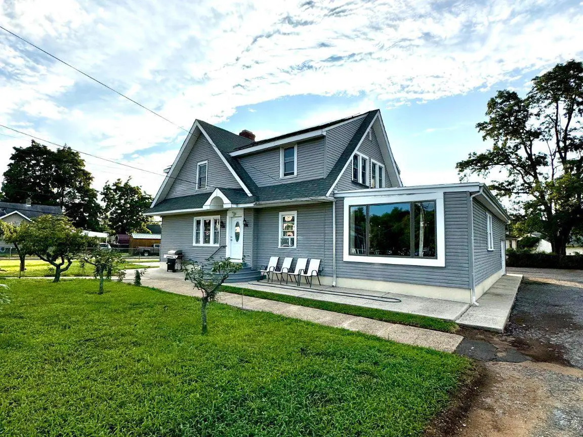 4517 Route 130 S, Burlington, NJ 08016 - #1
