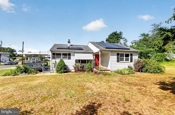 285 Mill Rd, BURLINGTON, NJ 08016