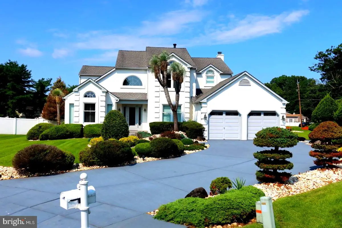 2100 Derby Dr, Cinnaminson, NJ 08077 - #1