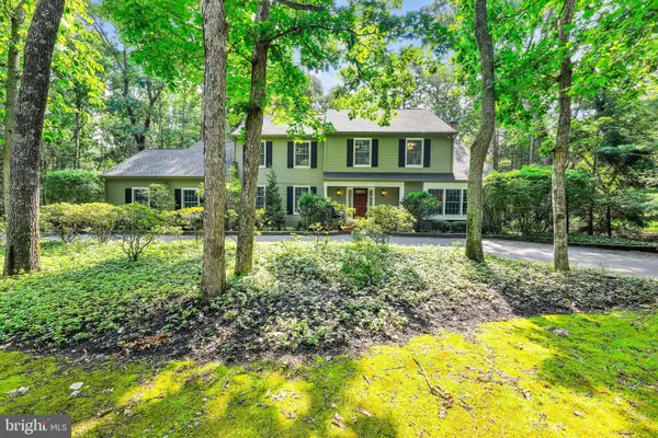 13 Highwood Ct, MEDFORD, NJ 08055