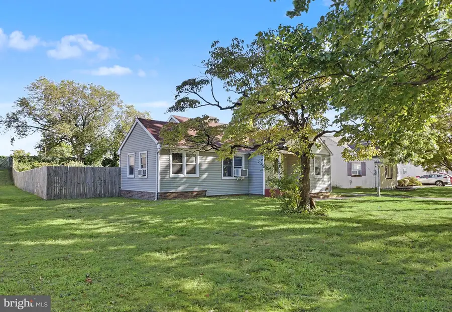 16 Linden Rd, Bordentown, NJ 08505 - #2