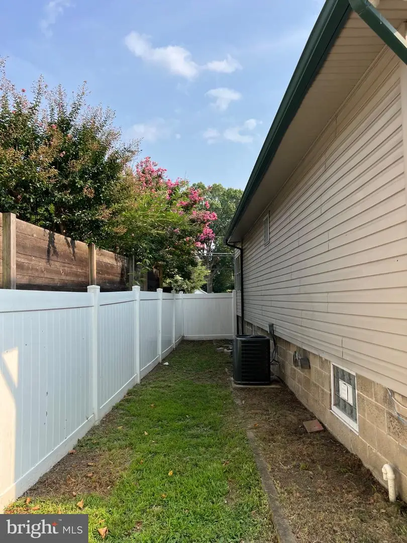 15 E Charles St, Palmyra, NJ 08065 - #3