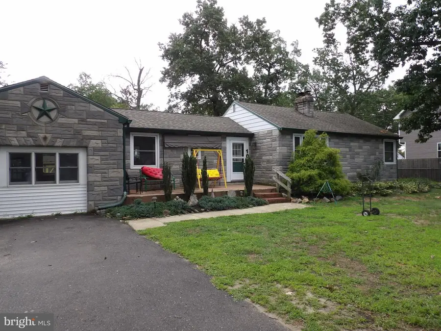 107 Pine Ln, Hainesport, NJ 08036 - #2