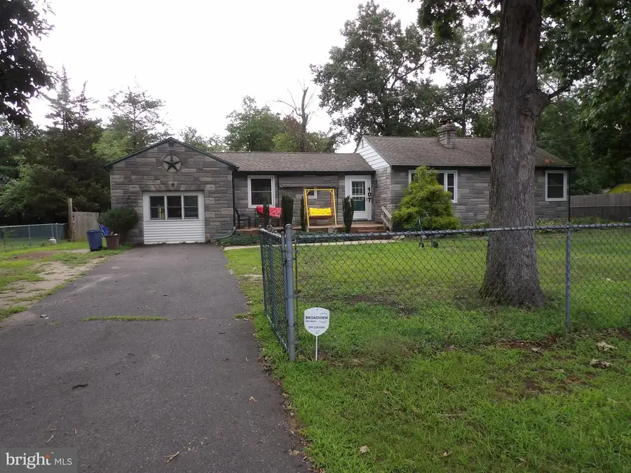 107 Pine Ln, Hainesport, NJ 08036 - #3