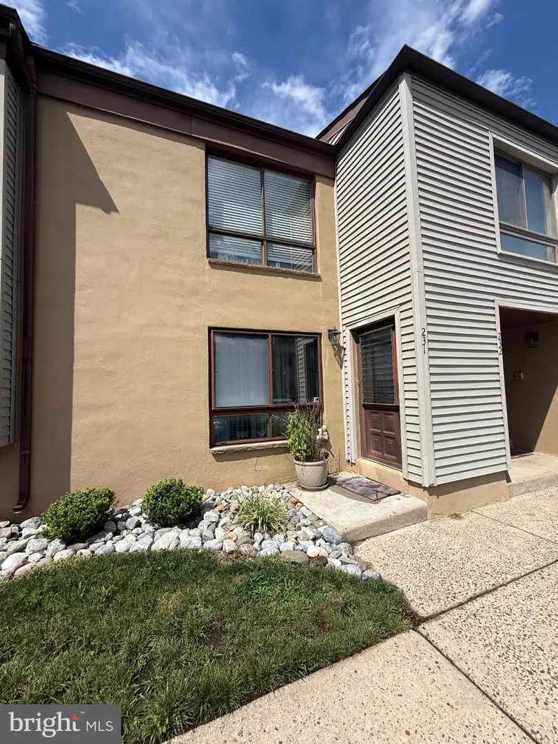 231 James Ct Ct, Marlton, NJ 08053 - #1