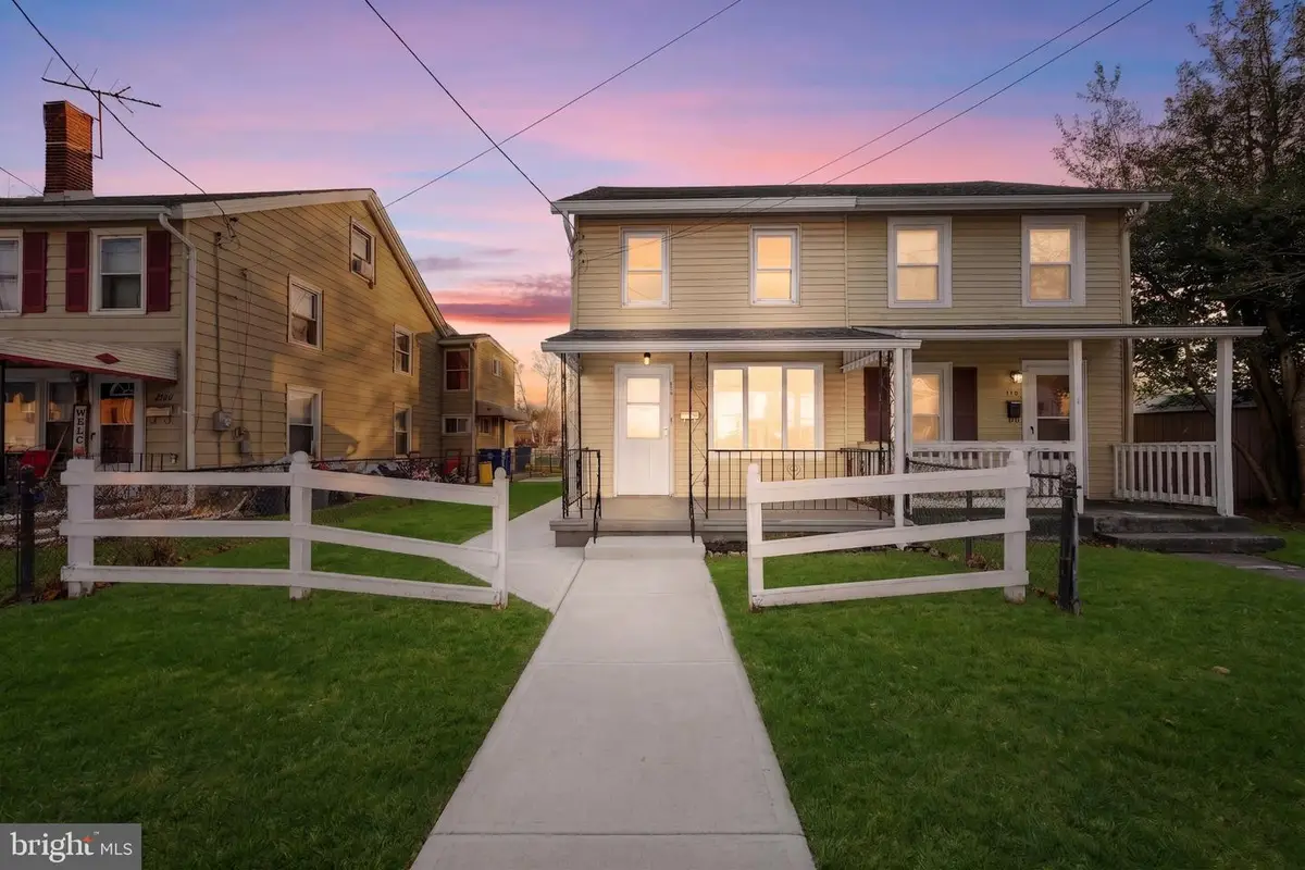 810 W 2nd St, Florence, NJ 08518 - #1