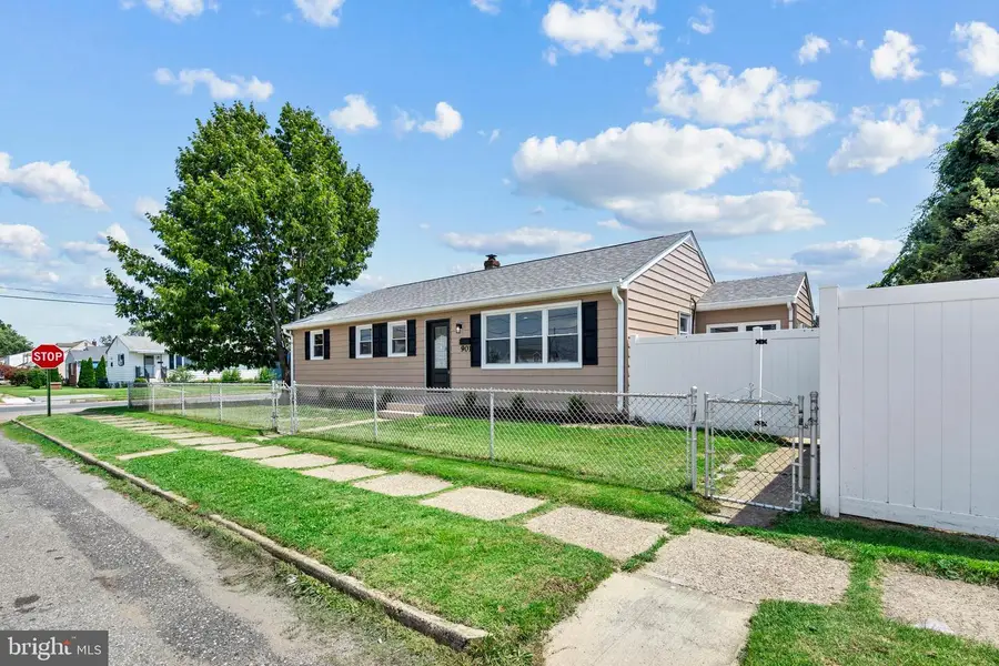 901 Shadeland Ave, Burlington, NJ 08016 - #2