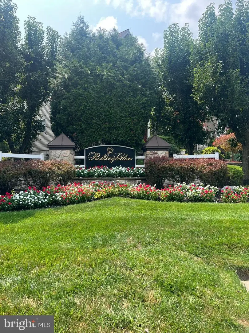 1 Rolling Glen Ct, Mount Laurel, NJ 08054 - #2