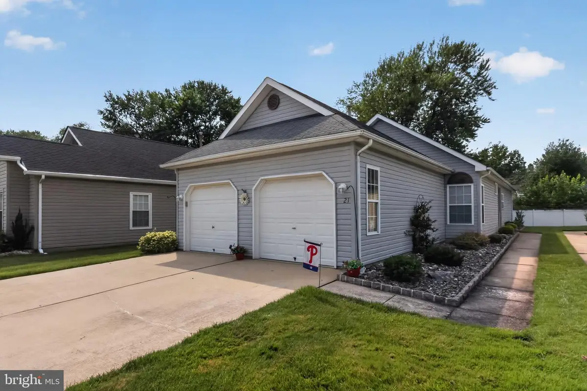 21 Belmont Ave, Edgewater Park, NJ 08010 - #1