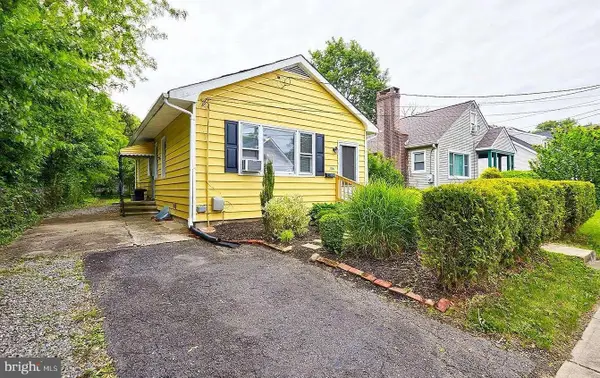 104 Vernon St, BORDENTOWN, NJ 08505