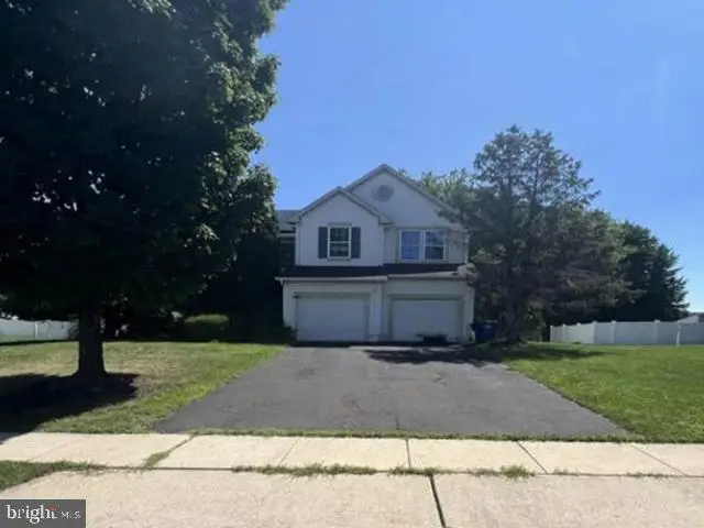 70 Amherst Dr, Burlington, NJ 08016 - #1