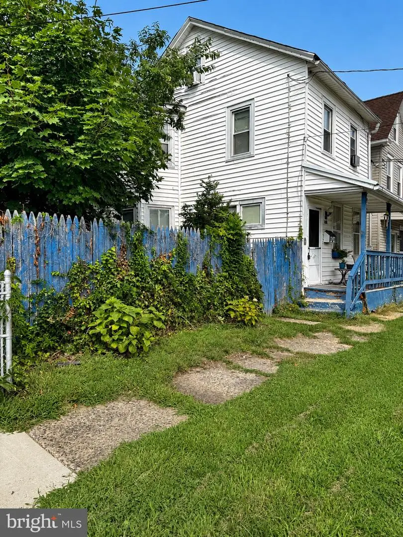 417 Magnolia St, Beverly, NJ 08010 - #3