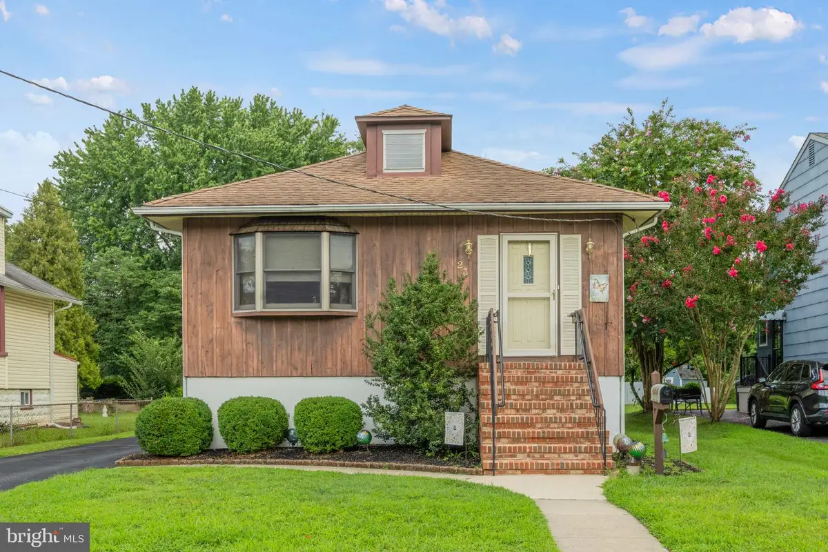 23 Browning Ave, Moorestown, NJ 08057 - #1