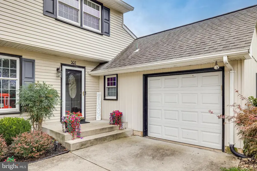 507 Perry Dr, Mount Laurel, NJ 08054 - #2