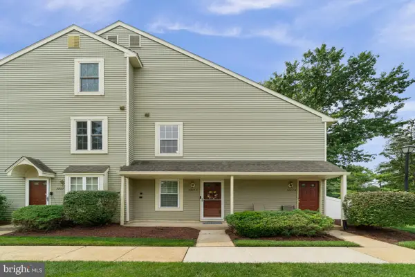 3805-a Fenwick Ln, MOUNT LAUREL, NJ 08054