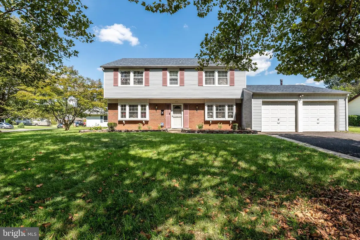 27 East Ln, Willingboro, NJ 08046 - #1
