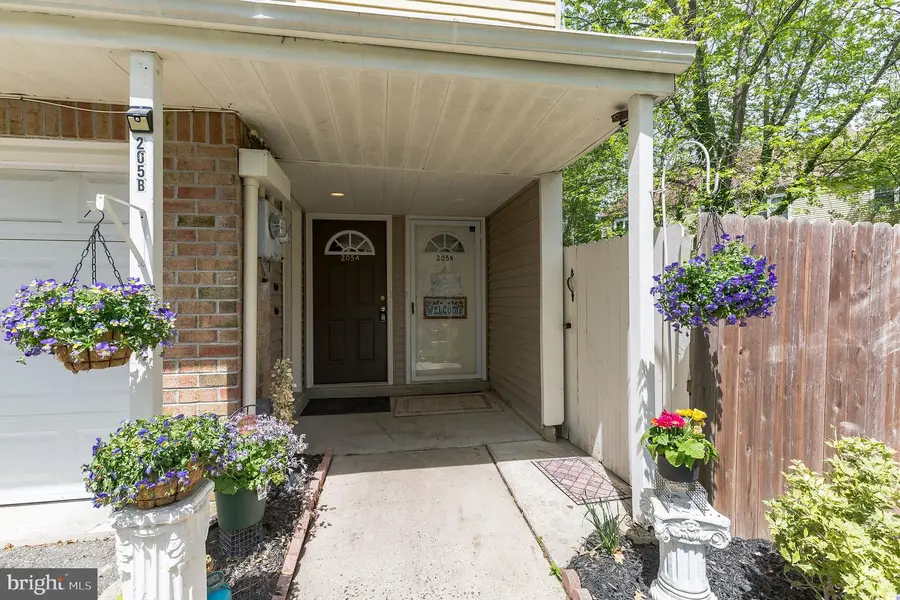 205 Chaucer Ct, Mount Laurel, NJ 08054 - #2
