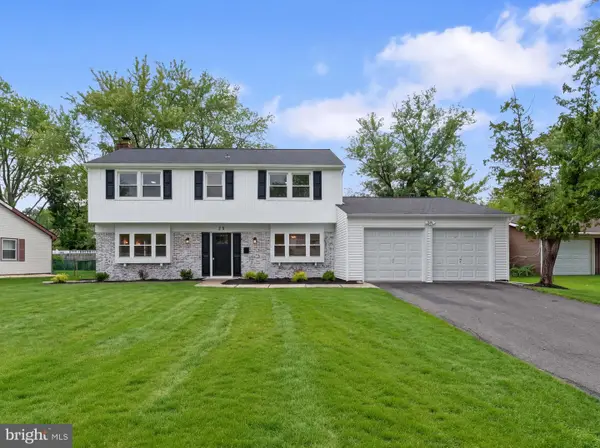 25 Eagen Ln, WILLINGBORO, NJ 08046