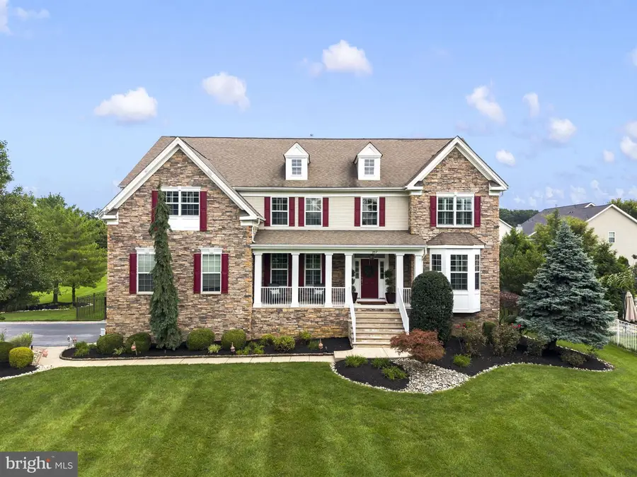 237 Leffler Cir, Florence, NJ 08518 - #3