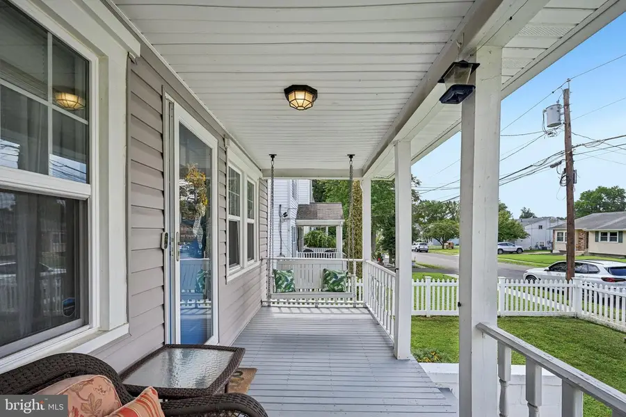 36 County Ave, Maple Shade, NJ 08052 - #3