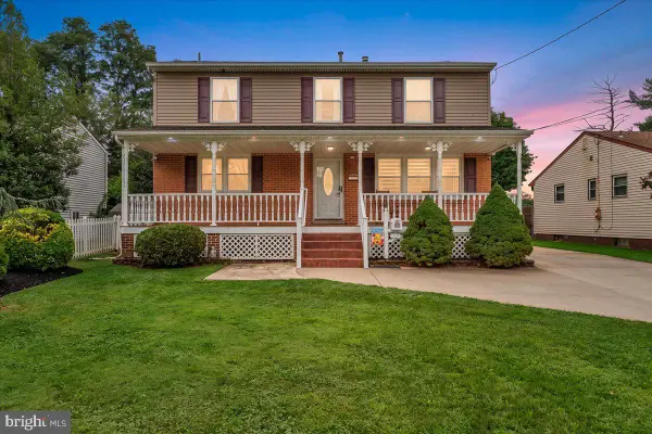 326 Spruce Ave, MAPLE SHADE, NJ 08052