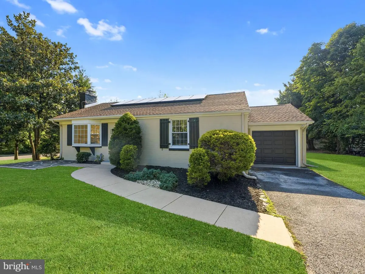 223 N Cropwell Rd, Marlton, NJ 08053 - #1