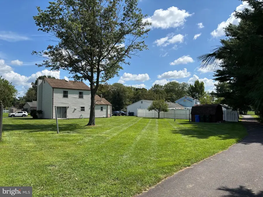 5 Woodcrest Dr, Eastampton, NJ 08060 - #3