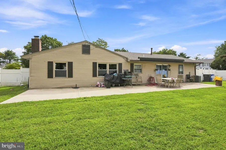 97 Triangle Ln, Willingboro, NJ 08046 - #2
