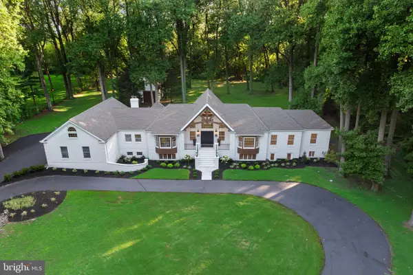 408 Creek Rd, MOORESTOWN, NJ 08057