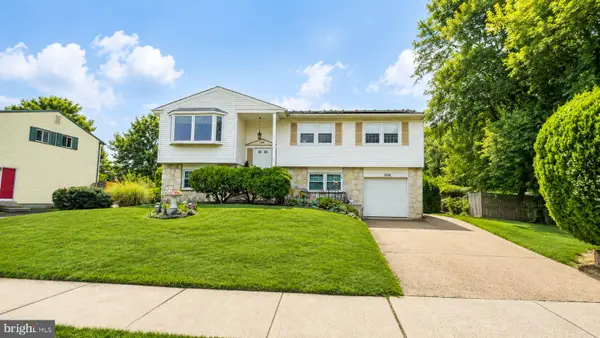 1208 Salem Rd, BURLINGTON, NJ 08016
