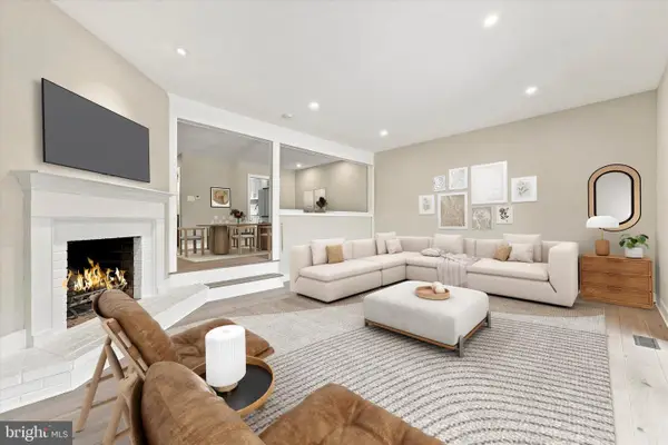 633 E Main St #b7, MOORESTOWN, NJ 08057
