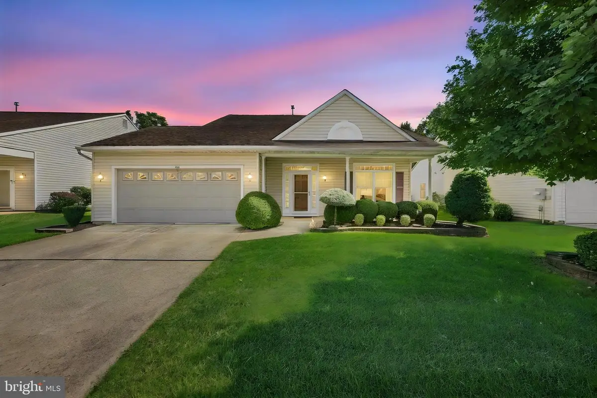 218 Wagon Wheel Ln, Columbus, NJ 08022 - #1