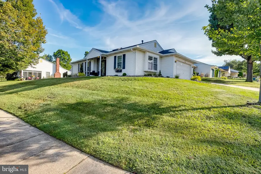 2 Waterwheel Ct, Columbus, NJ 08022 - #2