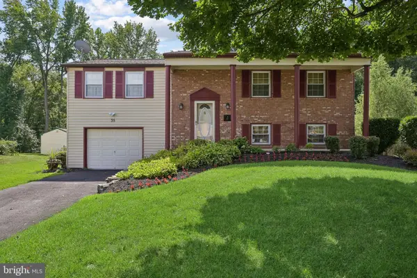 35 Northampton Dr, WILLINGBORO, NJ 08046