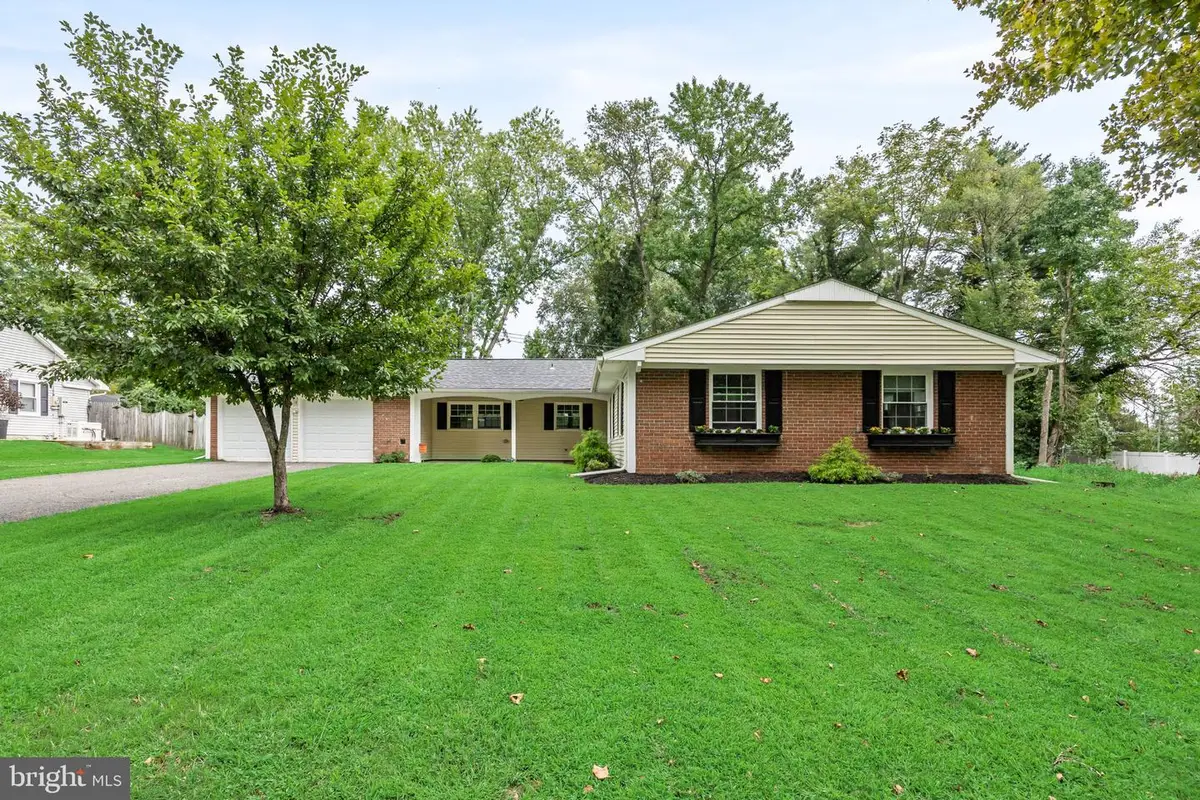 16 Creekview Rd, Willingboro, NJ 08046 - #1