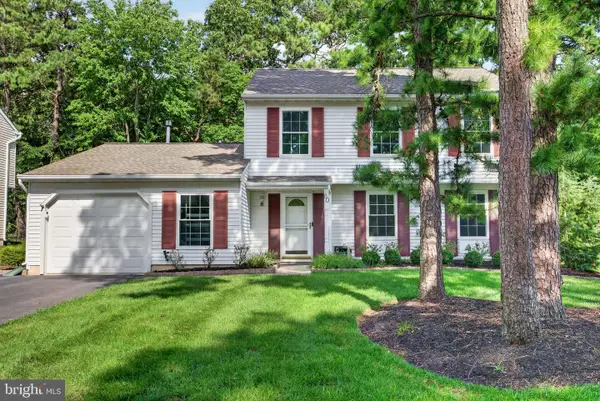 60 Masters Cir, MARLTON, NJ 08053