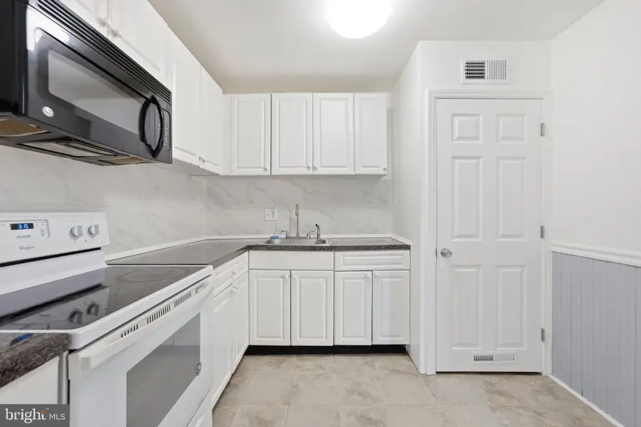 1117 Kaye Ct, Burlington, NJ 08016 - #3