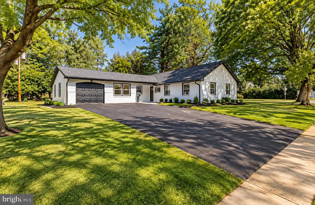 2 Bonnie Ln, Willingboro, NJ 08046 - #1
