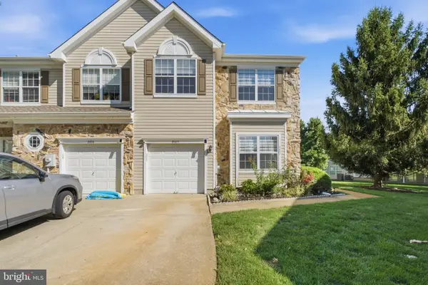 8607 Normandy Dr, MT LAUREL, NJ 08054