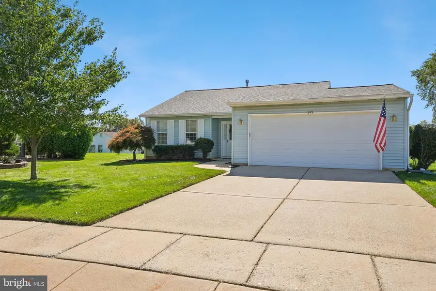 319 Wagon Wheel Cir, Columbus, NJ 08022 - #3