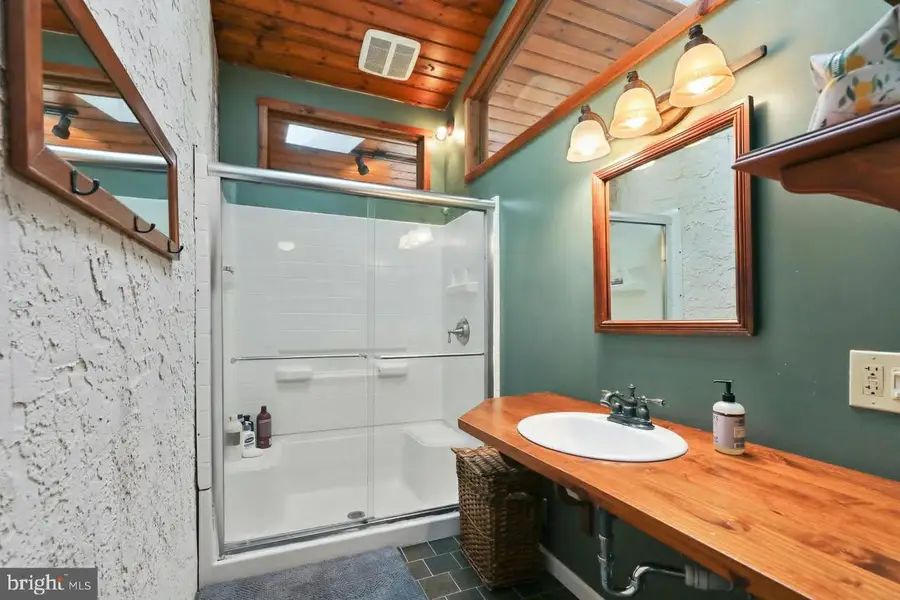 516 Jennings St, Beverly, NJ 08010 - #3