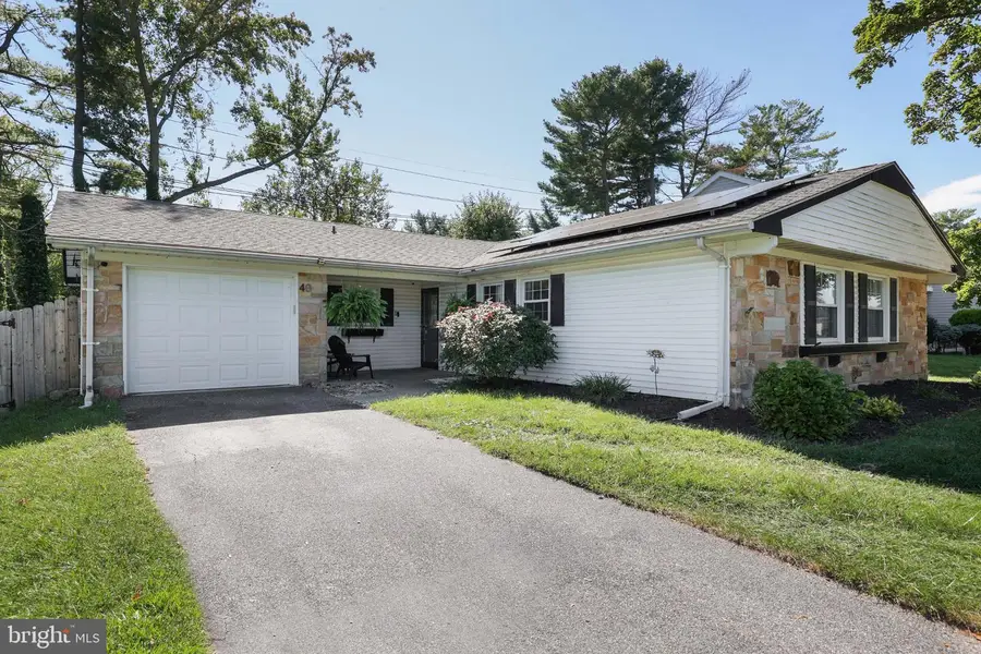 40 Holiday Ln, Willingboro, NJ 08046 - #3