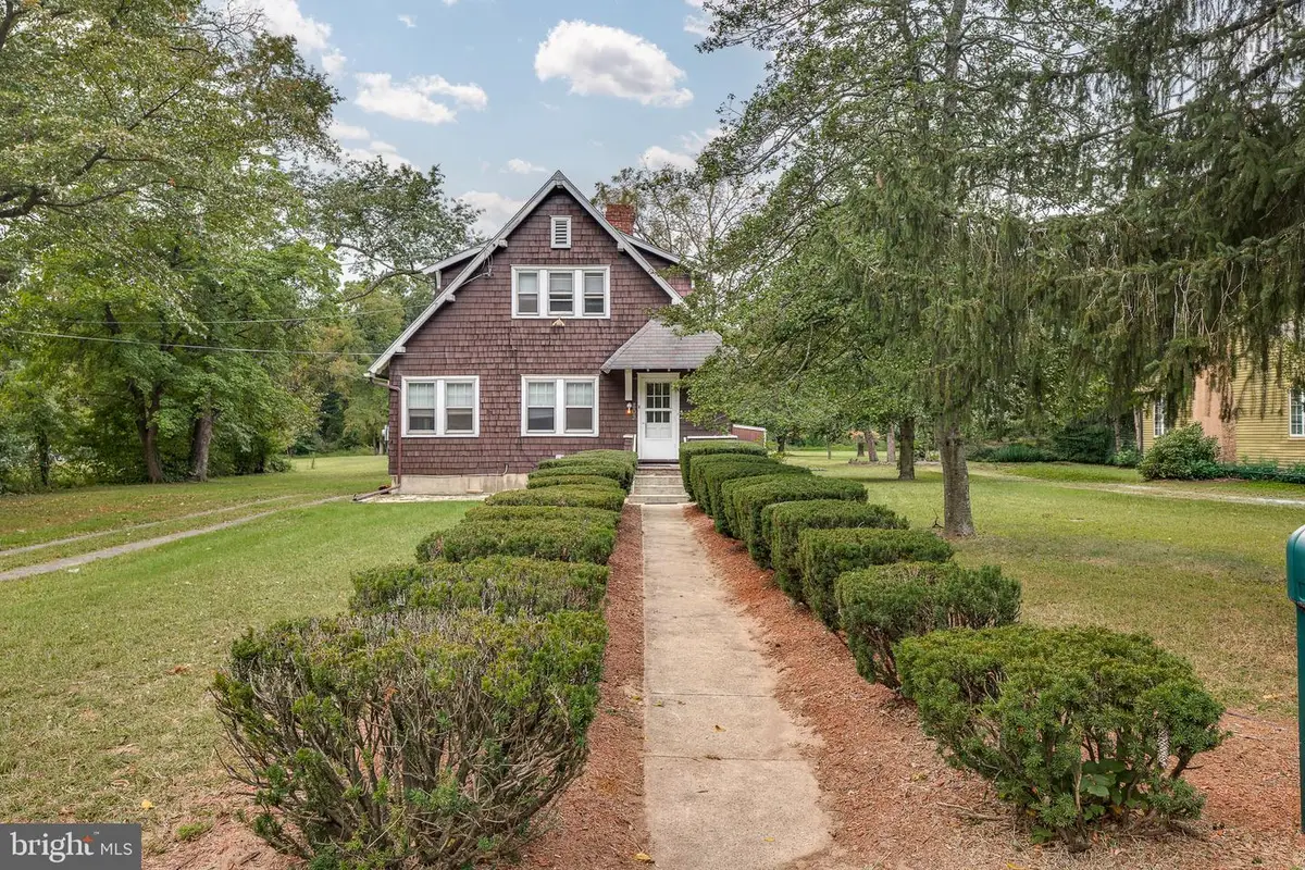 803 Perkins Ln, Edgewater Park, NJ 08010 - #1