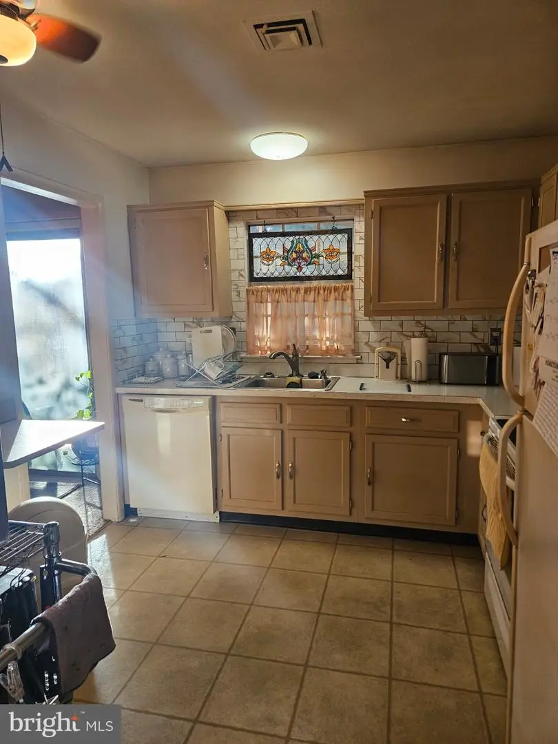 7 Gramercy Pl, Leisuretowne, NJ 08088 - #3