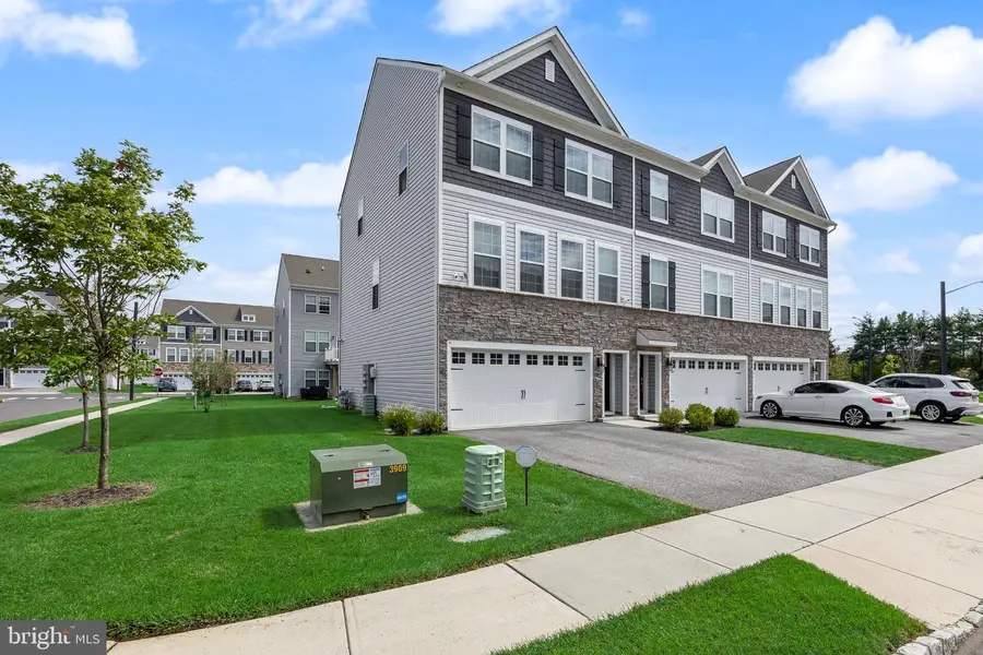 73 Sisters Farmstead Rd, Mount Laurel, NJ 08054 - #2