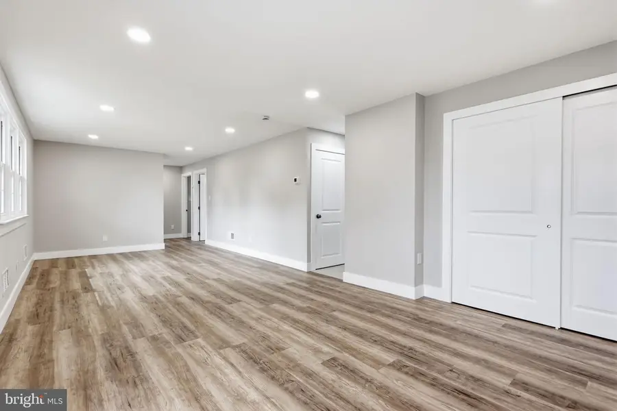 45 E 5th St, Florence, NJ 08518 - #2