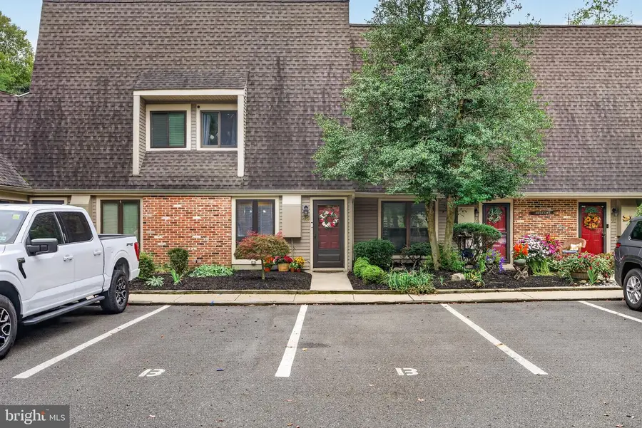 13 Dorset Dr, Marlton, NJ 08053 - #2