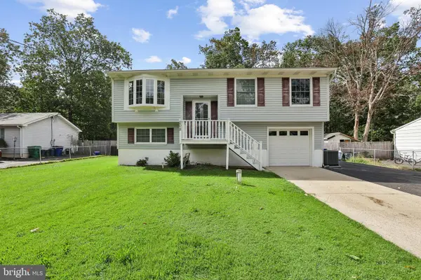 208 Florida Trl, BROWNS MILLS, NJ 08015