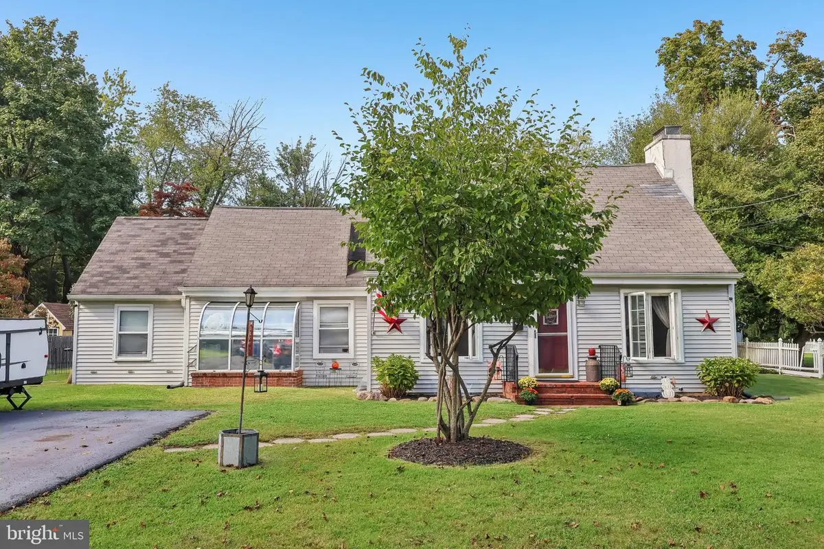 437 Summer Ave, Edgewater Park, NJ 08010 - #1